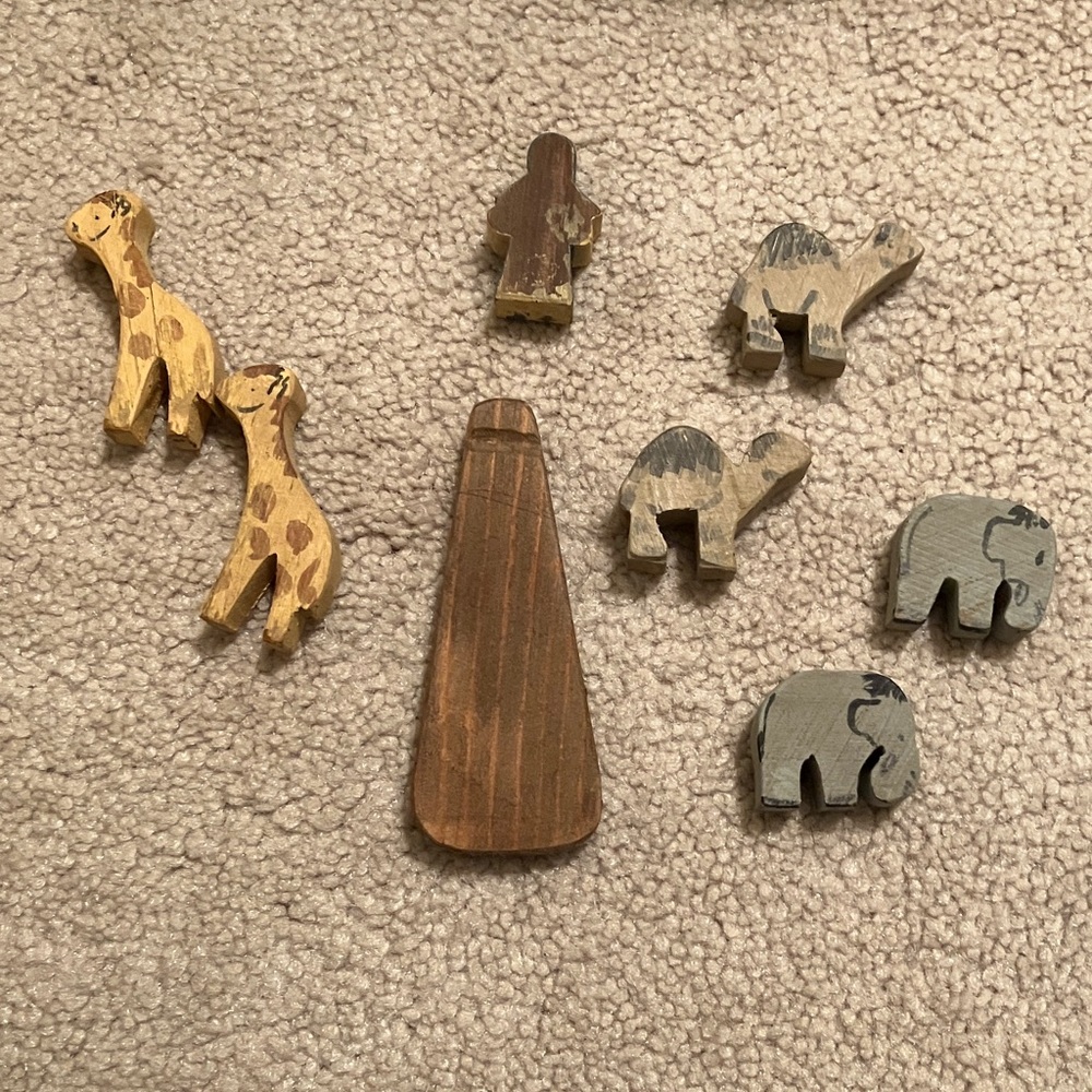 Vintage Handmade Wooden Noah's Ark Set - Picture 7 of 7